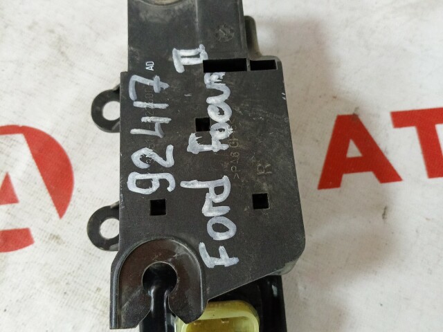 Ручка двери FORD Focus II 