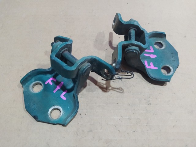 Кронштейны двери SUBARU Legacy 