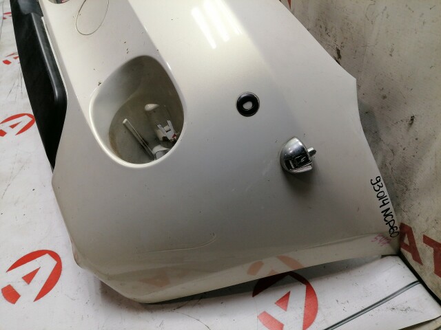 Бампер передний TOYOTA Ist 