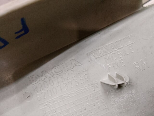 Обшивка стойки кузова RENAULT Duster 