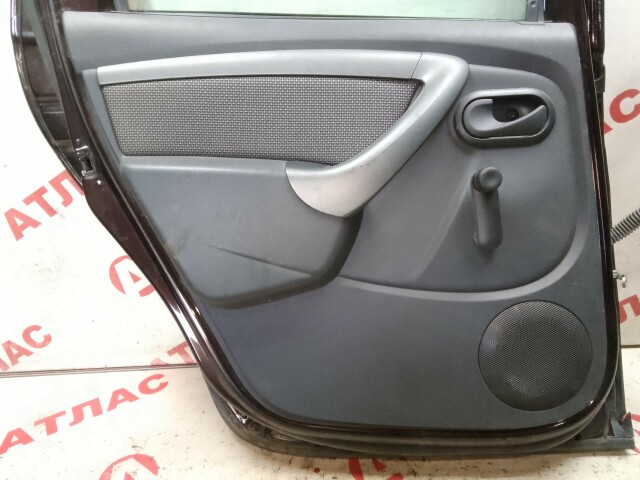 Дверь RENAULT Duster 