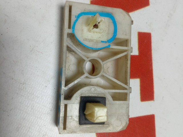 Крепление бампера NISSAN X-Trail 