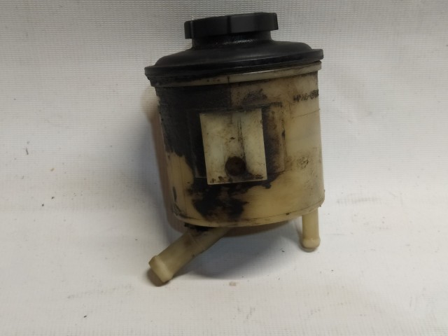 Бачок ГУРа NISSAN Primera QG18-DE