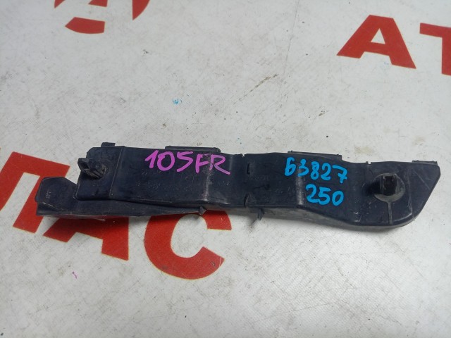 Крепление бампера TOYOTA Avensis 