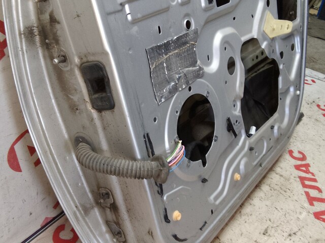 Дверь RENAULT Duster 