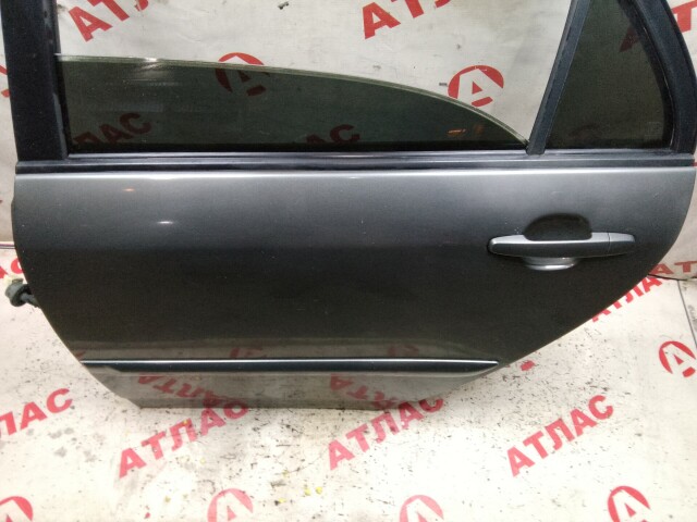 Дверь TOYOTA Corolla 
