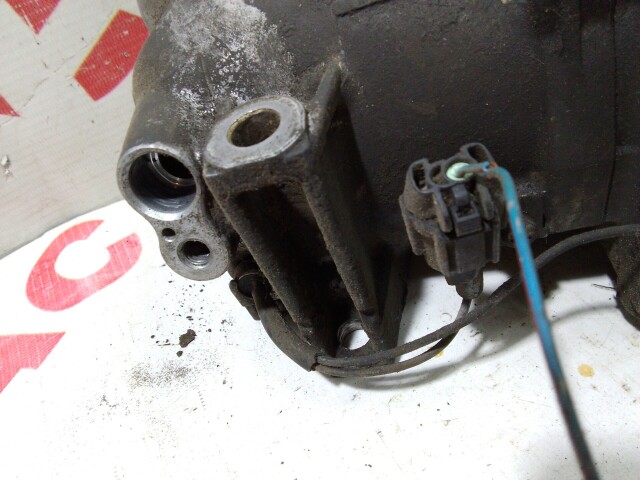 Компрессор кондиционера NISSAN Primera SR20-DE