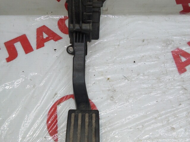 Педаль газа FORD Focus II 