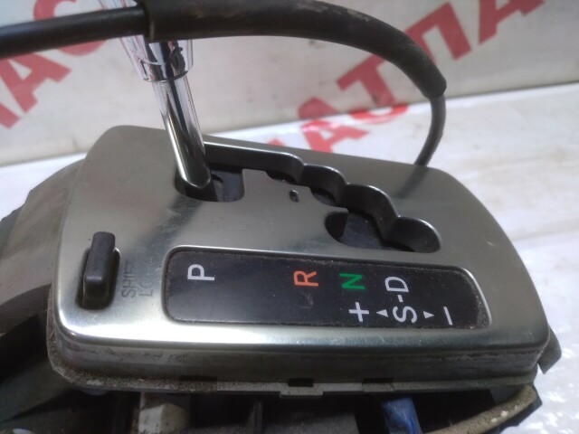 Рычаг КПП TOYOTA Avensis 