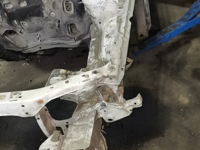 Лонжерон TOYOTA Corona Premio 