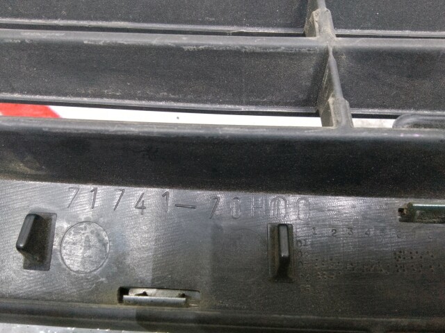 Решетка радиатора CHEVROLET Cruze 