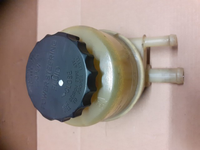 Бачок ГУРа TOYOTA Mark II 1G-FE