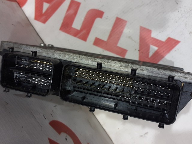 Компьютер TOYOTA RAV4 1AZ-FE