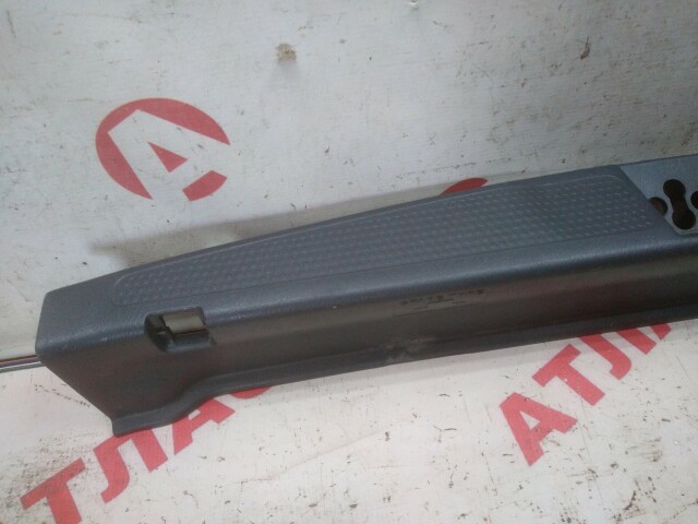 Накладка замка багажника HONDA Stream 