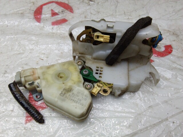 Замок двери NISSAN X-Trail 