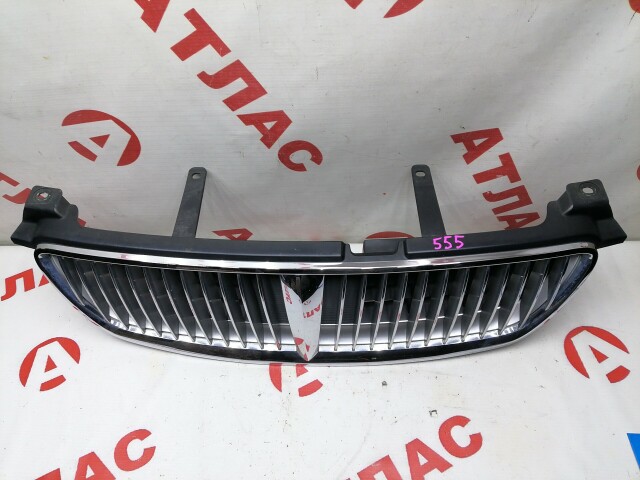 Решетка радиатора NISSAN Bluebird Sylphy 