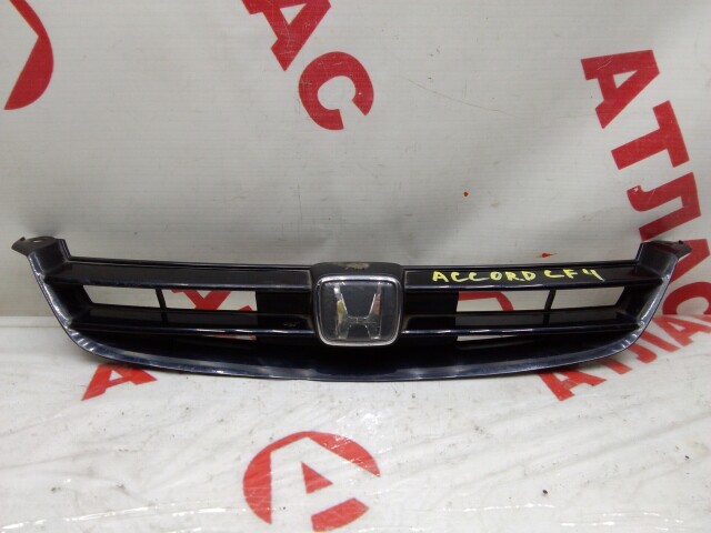 Решетка радиатора HONDA Accord 