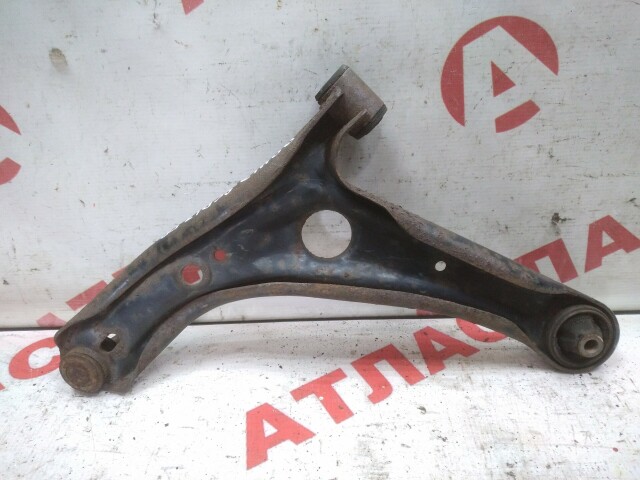 Рычаг TOYOTA Vitz 