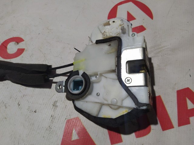 Замок двери HONDA Accord 