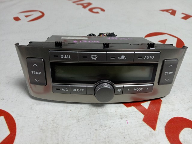 Блок управления печкой и кондиционером TOYOTA Avensis 