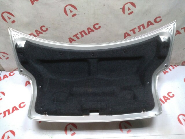 Крышка багажника TOYOTA Avensis 