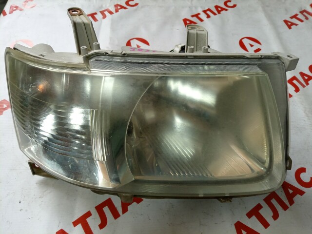 Фара TOYOTA Succeed 
