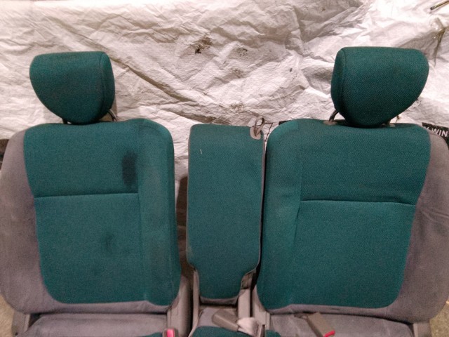 Сиденье NISSAN Tino 