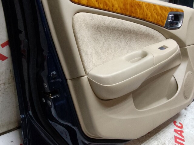 Дверь NISSAN Bluebird Sylphy 