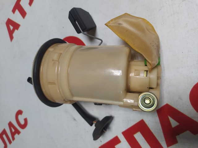 Бензонасос TOYOTA Ist 