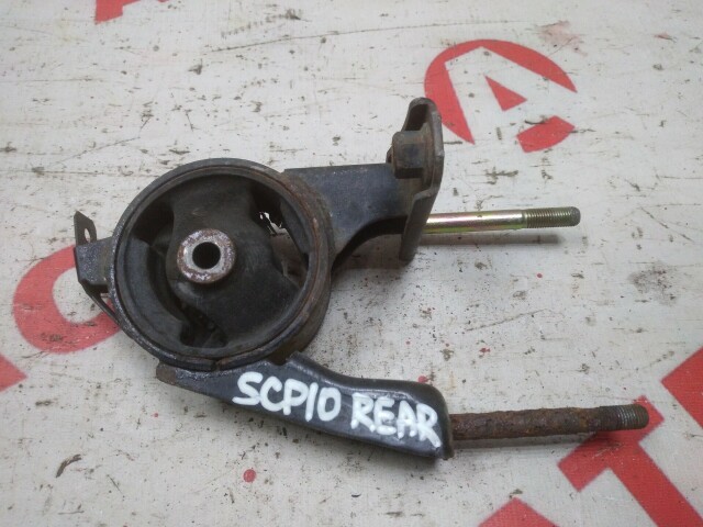 Подушка ДВС TOYOTA Vitz 1SZ-FE