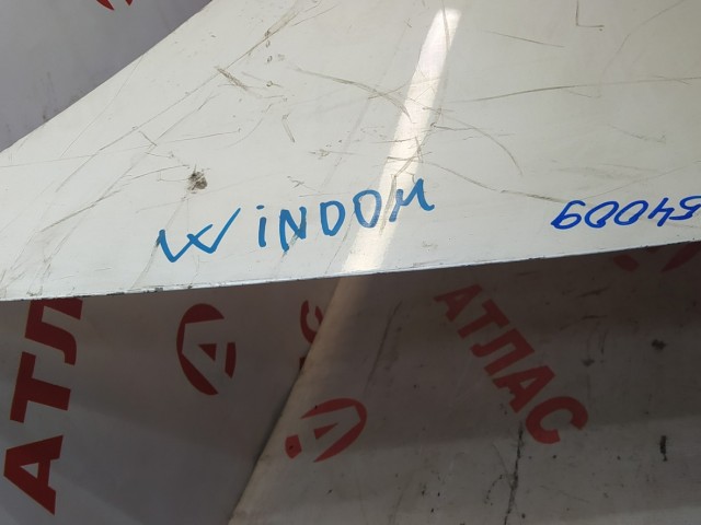 Крышка багажника TOYOTA Windom 