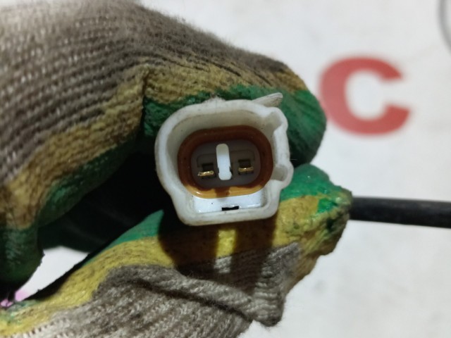 Датчик ABS TOYOTA Avensis 