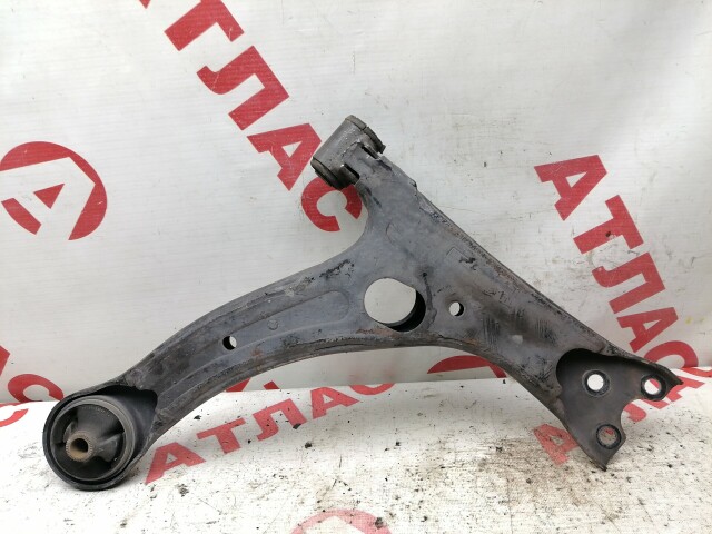 Рычаг TOYOTA Avensis 