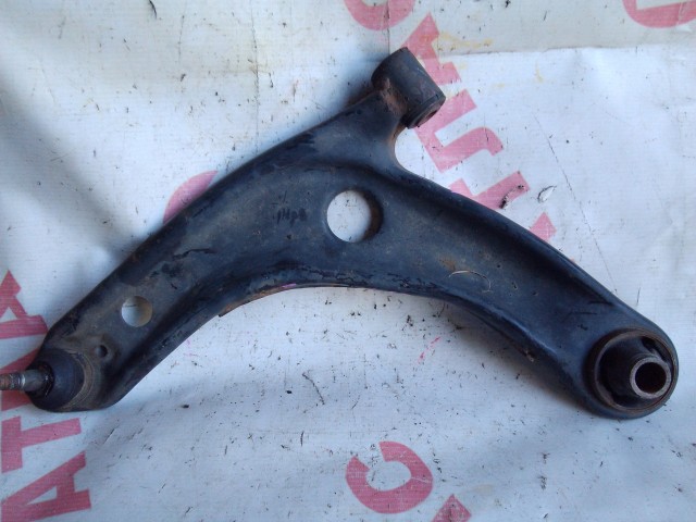 Рычаг TOYOTA Ractis 