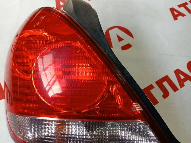 Стоп NISSAN Bluebird Sylphy 