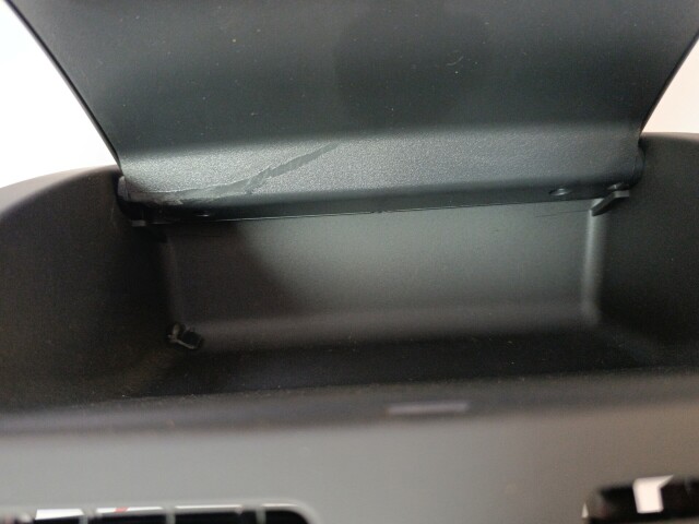 Бардачок TOYOTA Avensis 