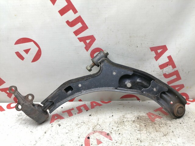 Рычаг NISSAN Bluebird Sylphy 