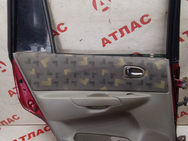 Дверь MAZDA Premacy 