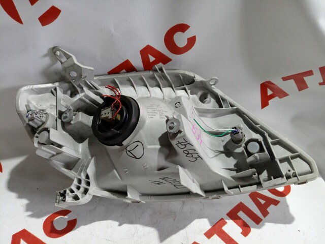 Фара TOYOTA Corolla 