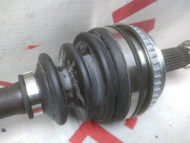 Привод короткий TOYOTA Sprinter 