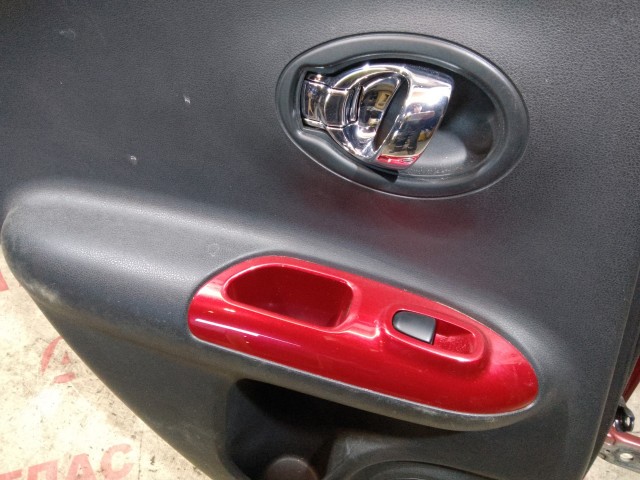 Дверь NISSAN Juke 