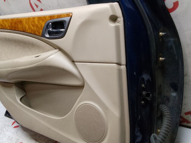 Дверь NISSAN Bluebird Sylphy 