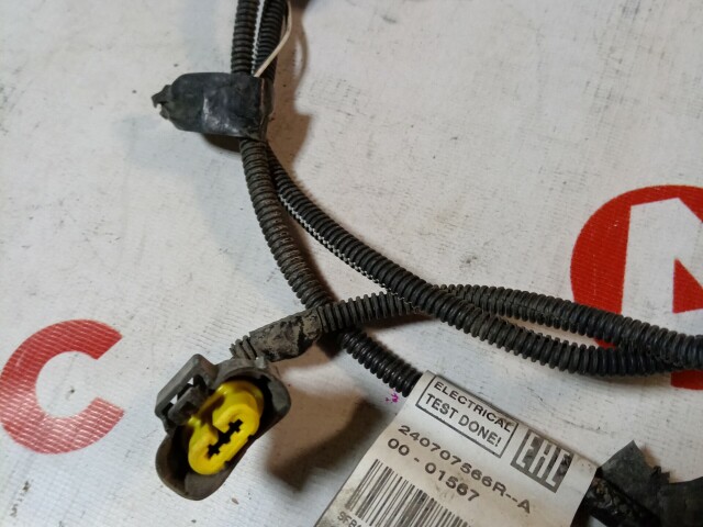 Провода к туманке RENAULT Duster 