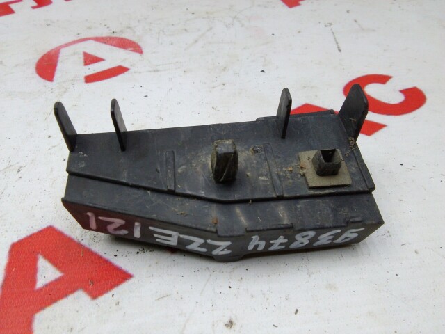 Крепление бампера TOYOTA Corolla 