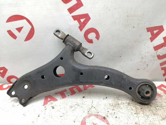 Рычаг TOYOTA Camry 