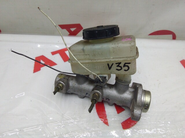 Главный тормозной цилиндр NISSAN Skyline 