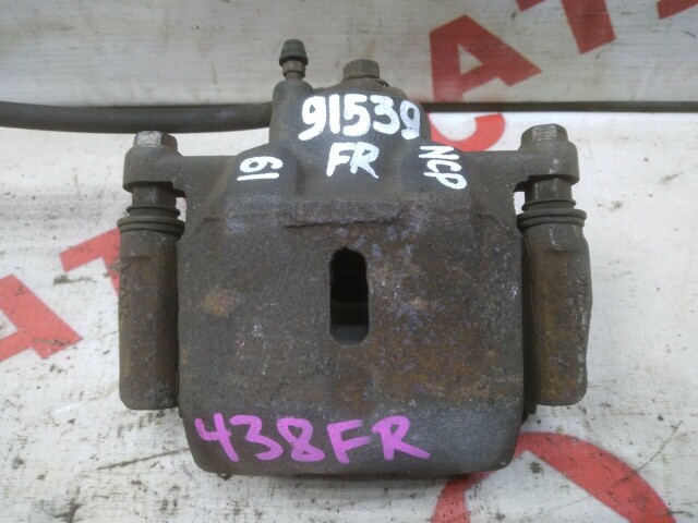 Суппорт TOYOTA Ist 