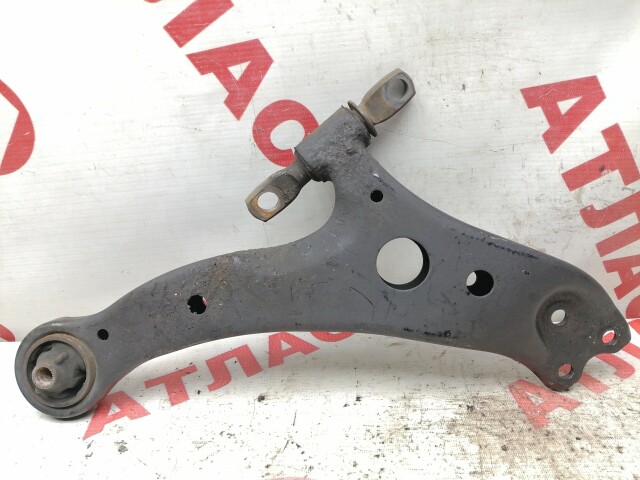 Рычаг TOYOTA Camry 
