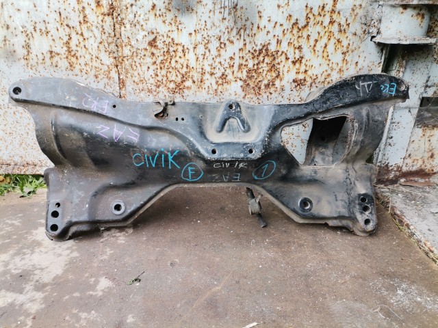 Балка поперечная HONDA Civic 