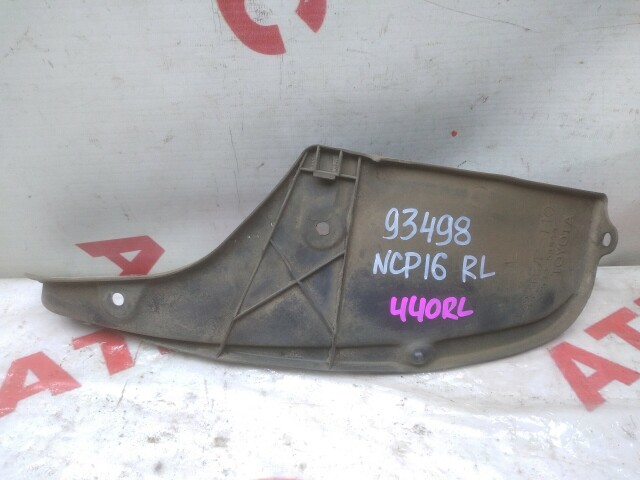 Подкрылок TOYOTA Platz 